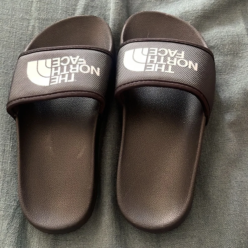 The North Face white off